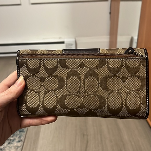 Long Tan Coach Wallet - Picture 2 of 4